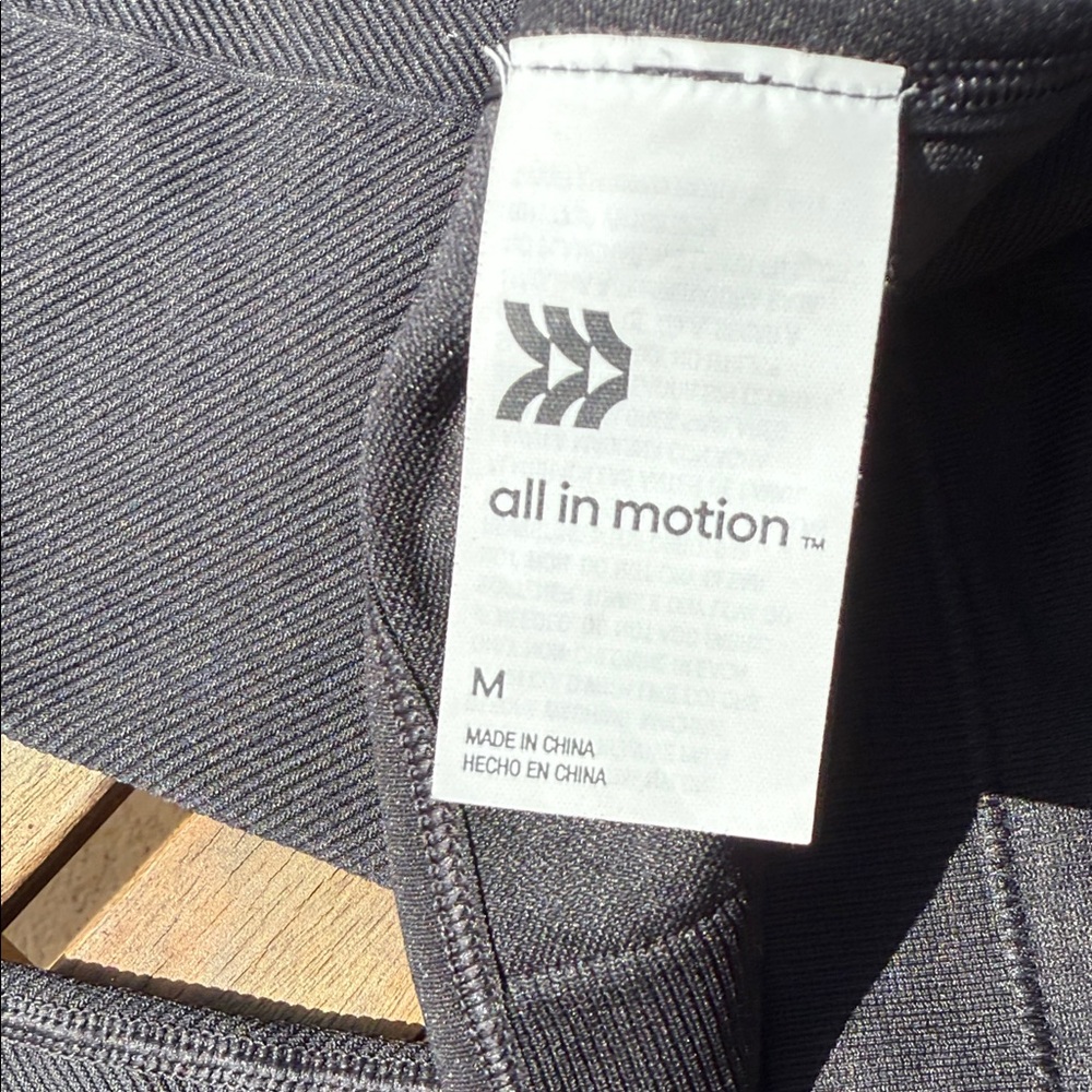 All in Motion textured form fitted Black Women's athletic Jumpsuit - Picture 7 of 7